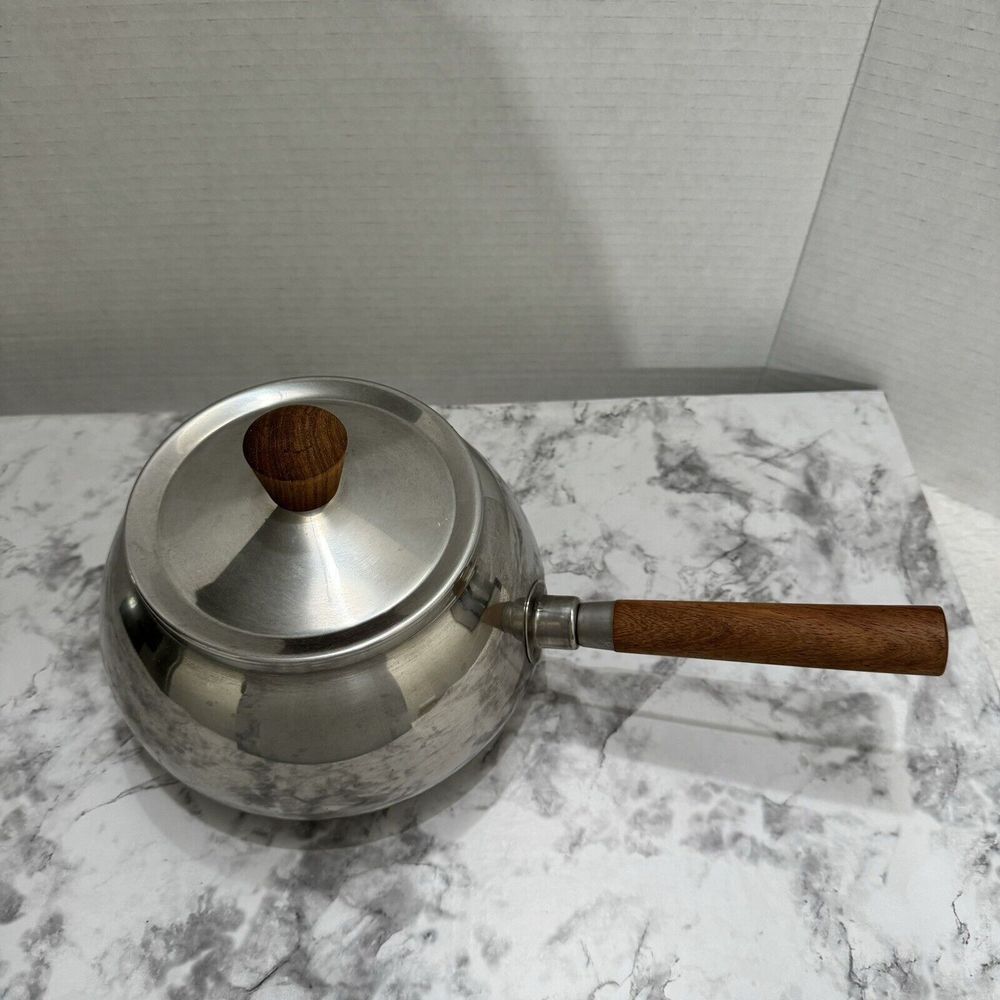 Vintage 18-8 Stainless Steel Japan Fondue/soup Pot With Lid, Wood Handle & Knob